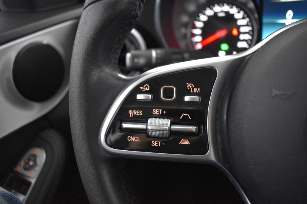 MERCEDES-BENZ C 2020