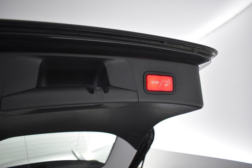 MERCEDES-BENZ C 2020