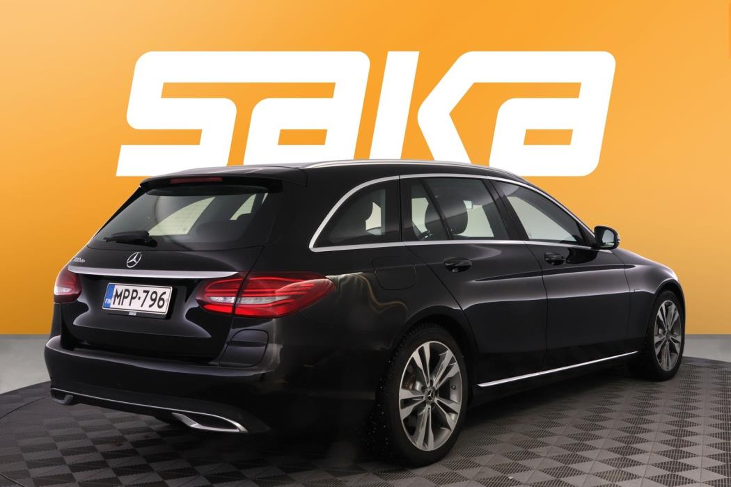 MERCEDES-BENZ C 2020