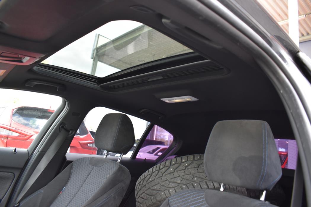 BMW 118 2012