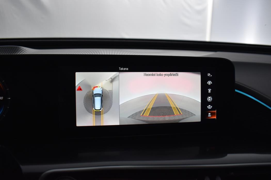 MERCEDES-BENZ EQC 2023