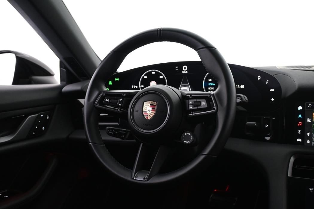 PORSCHE Taycan 2025