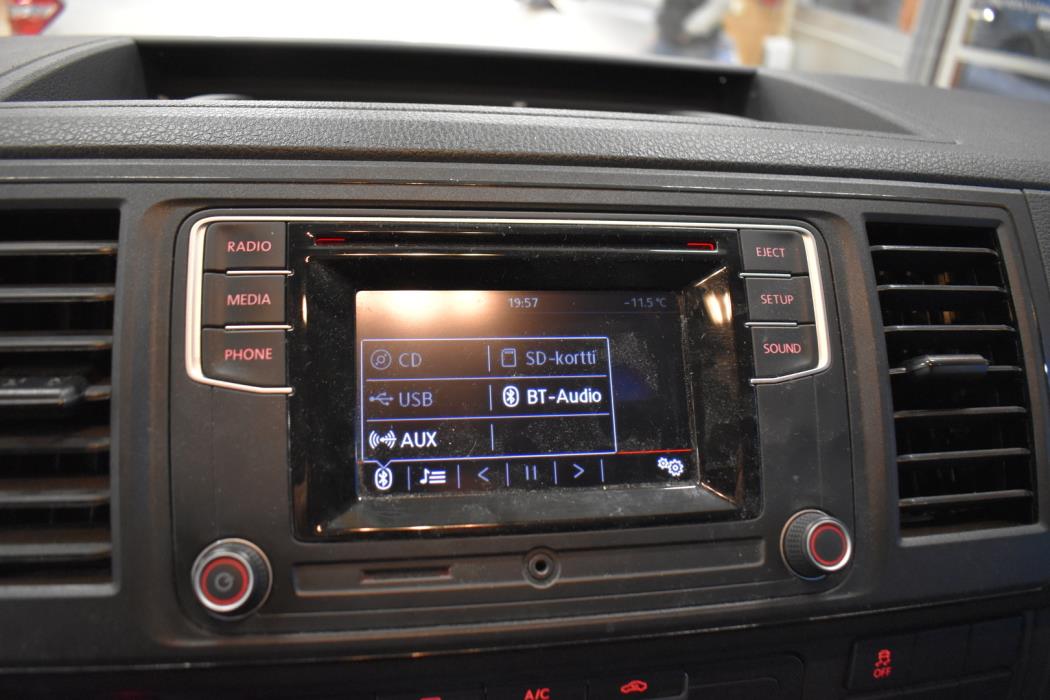 VOLKSWAGEN Transporter 2019