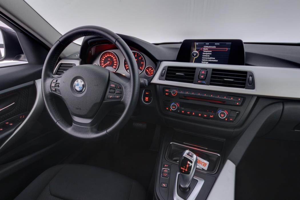 BMW 320 2013