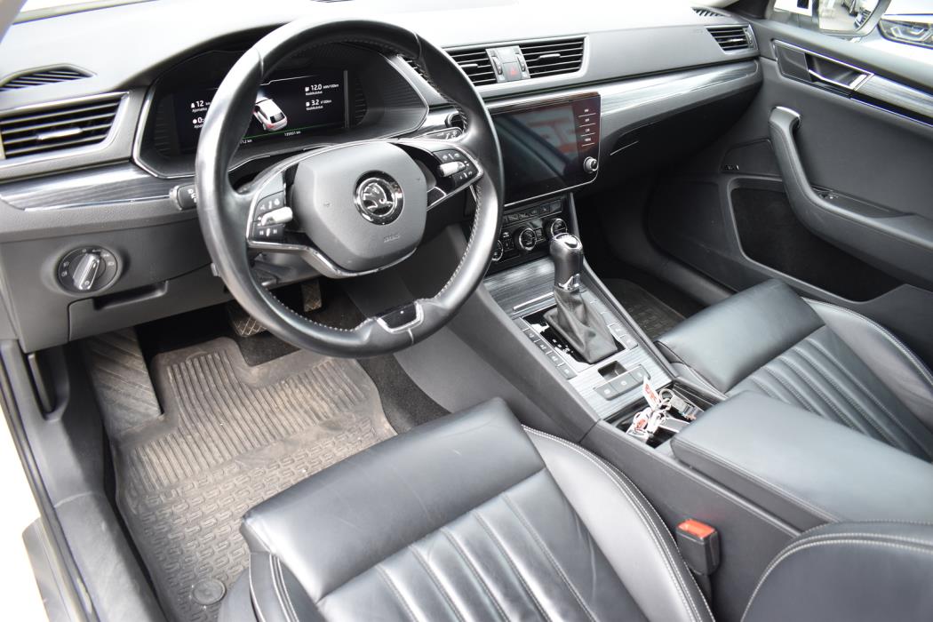 SKODA Superb 2021