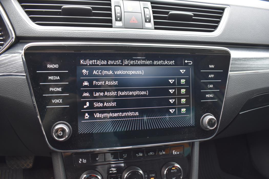 SKODA Superb 2021