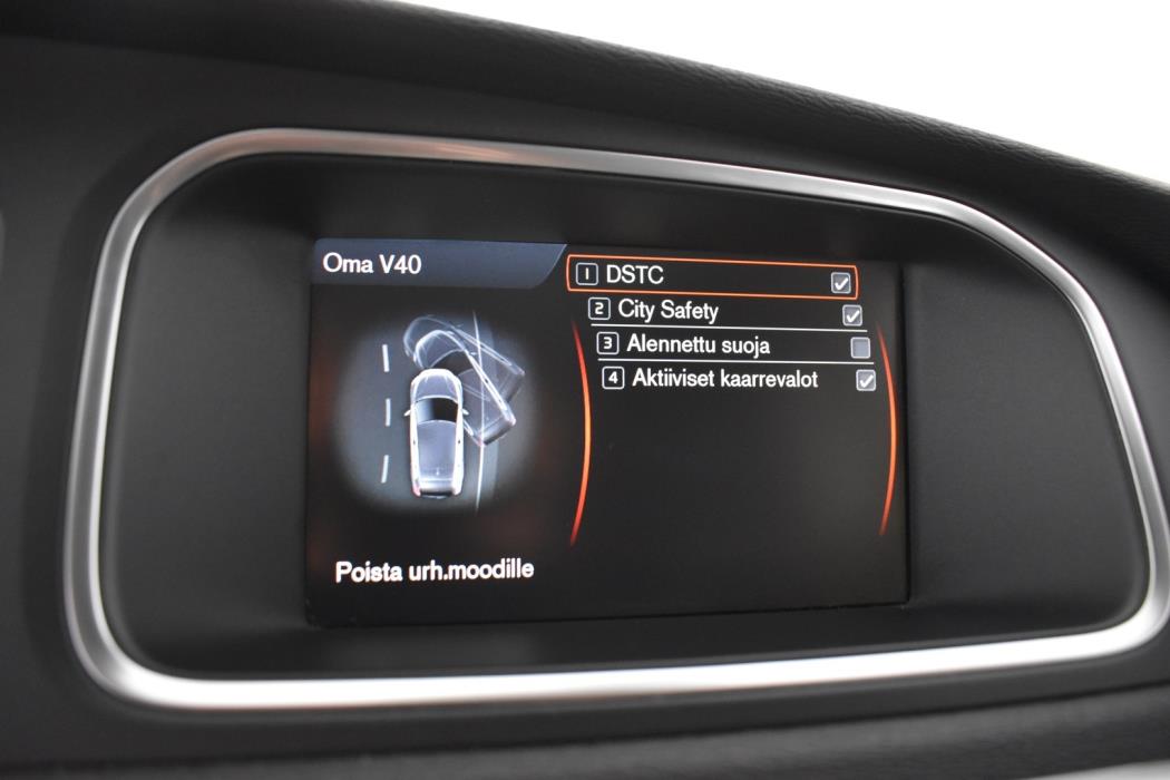 VOLVO V40 2013