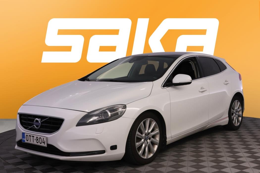 VOLVO V40 2013