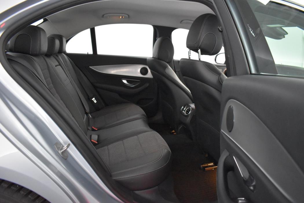 MERCEDES-BENZ E 2018