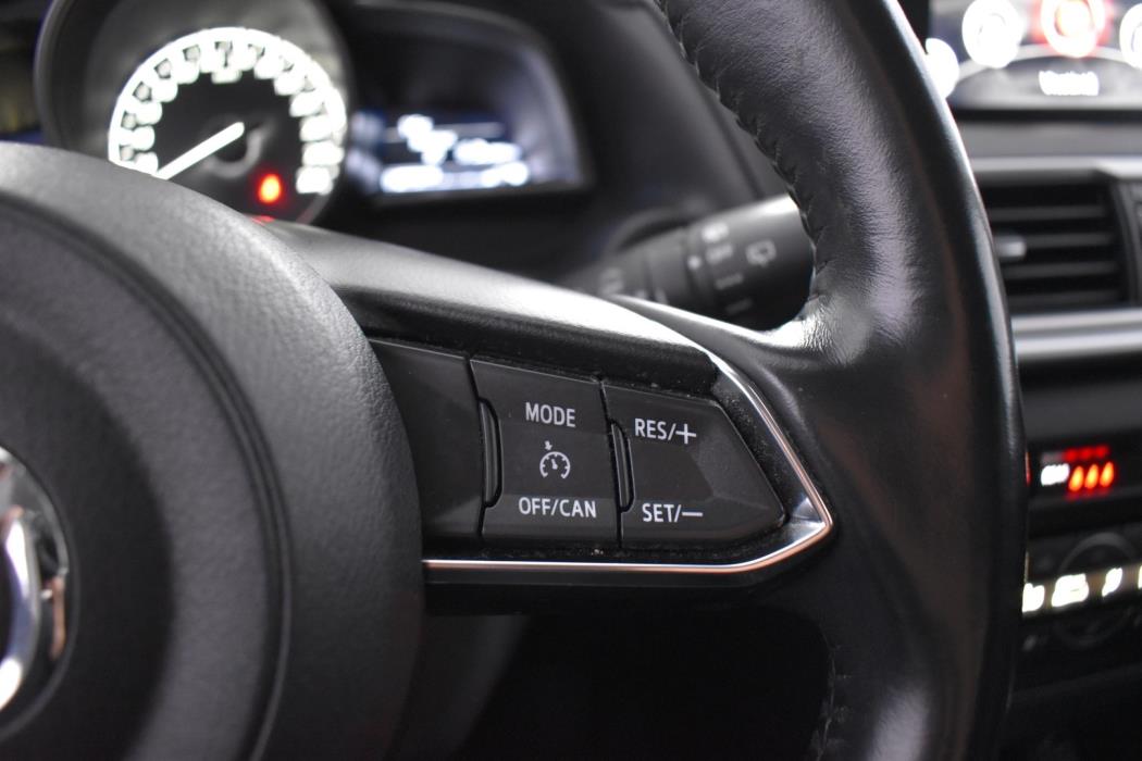MAZDA 3 2018