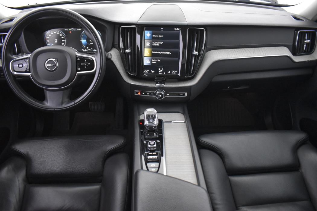 VOLVO XC60 2020