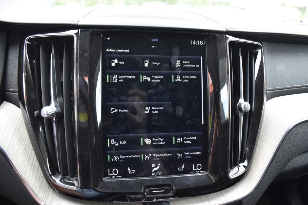 VOLVO XC60 2020