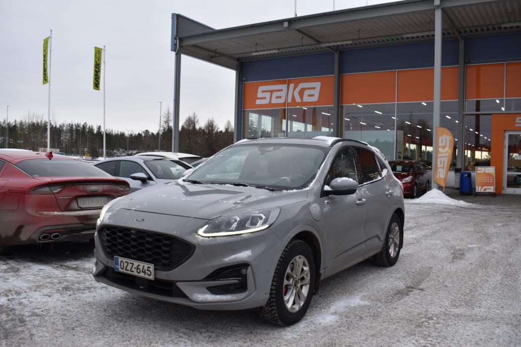 FORD Kuga 2023