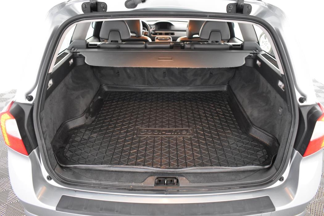VOLVO V70 2013
