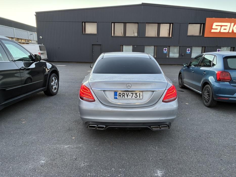 MERCEDES-BENZ C 2015