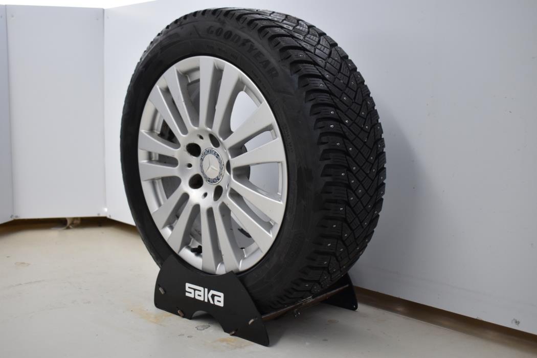 MERCEDES-BENZ C 2011