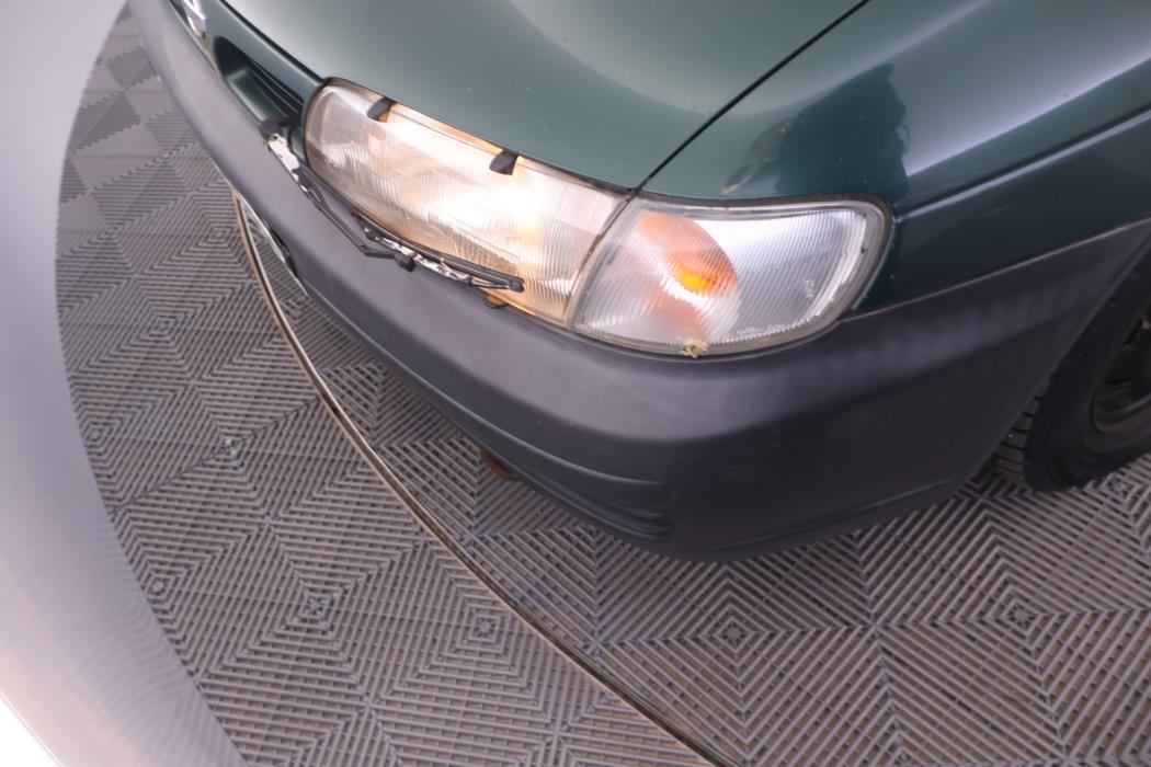 NISSAN Almera 1998