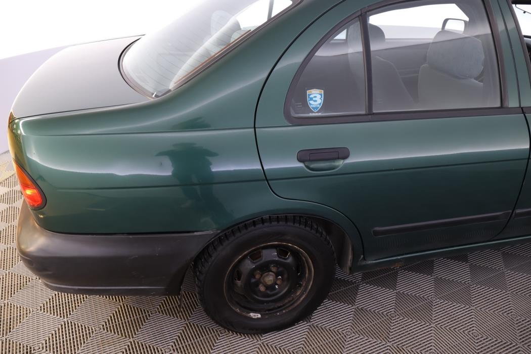 NISSAN Almera 1998