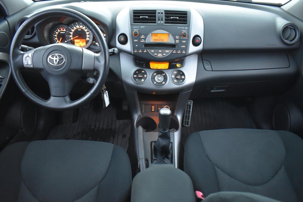 TOYOTA RAV4 2007