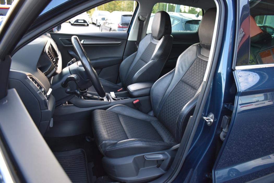 SKODA Karoq 2021