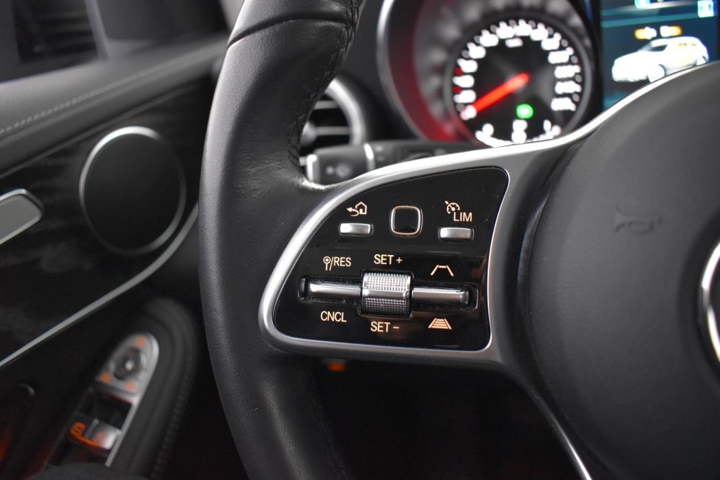 MERCEDES-BENZ GLC 2021