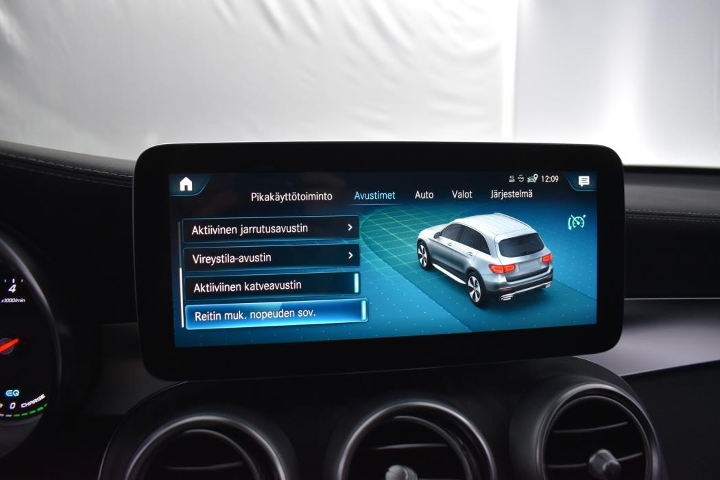 MERCEDES-BENZ GLC 2021