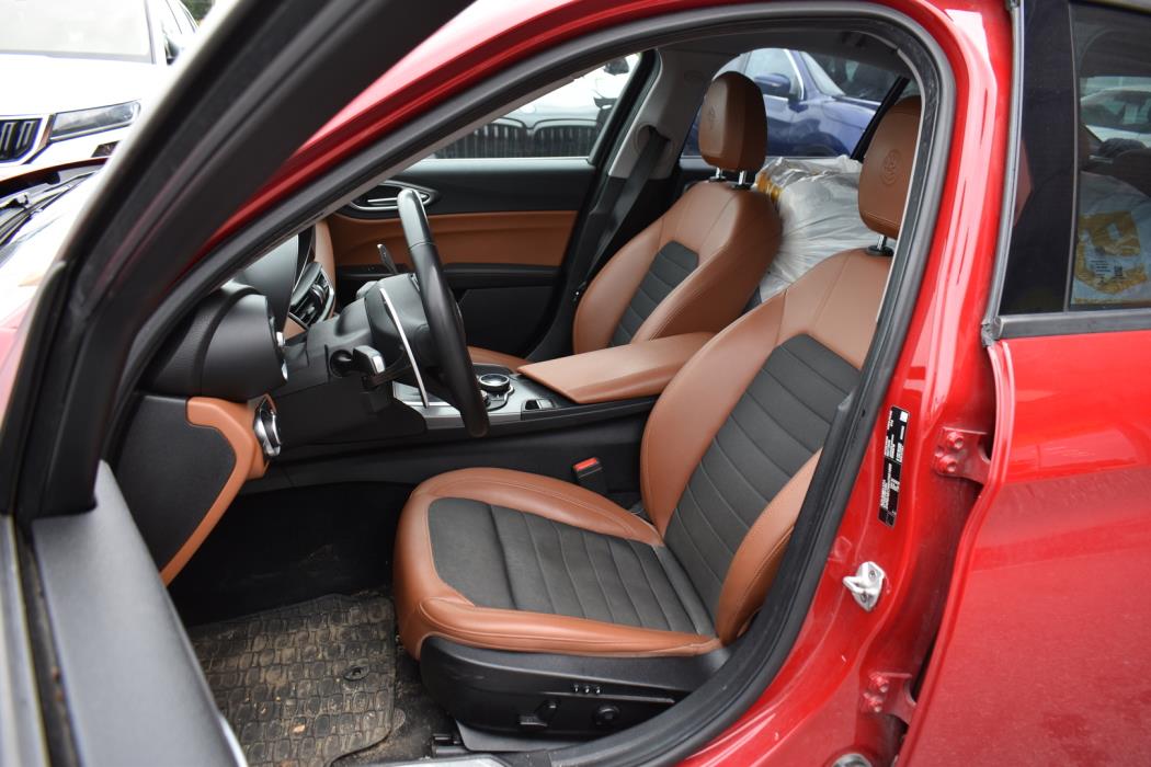 ALFA ROMEO Giulia 2017
