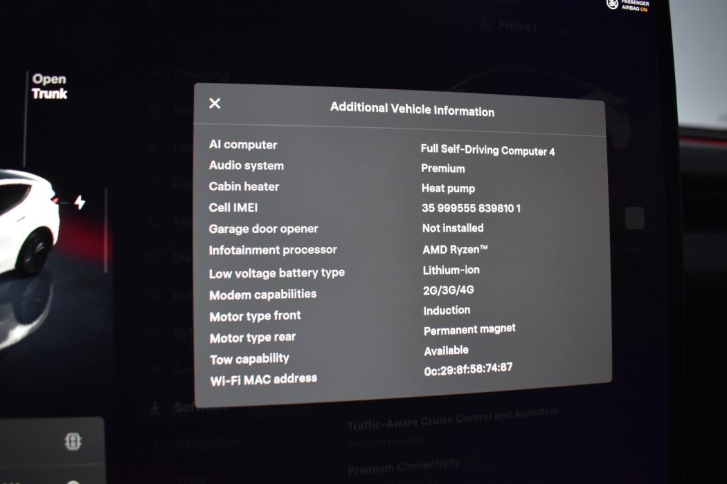 TESLA Model Y 2025