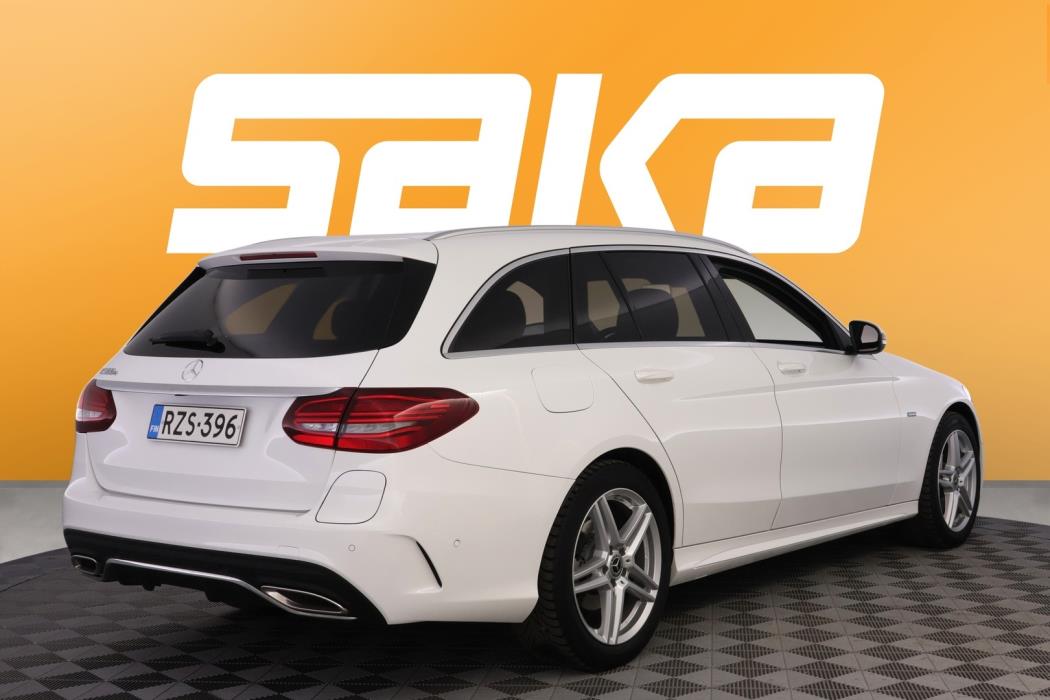 MERCEDES-BENZ C 2020