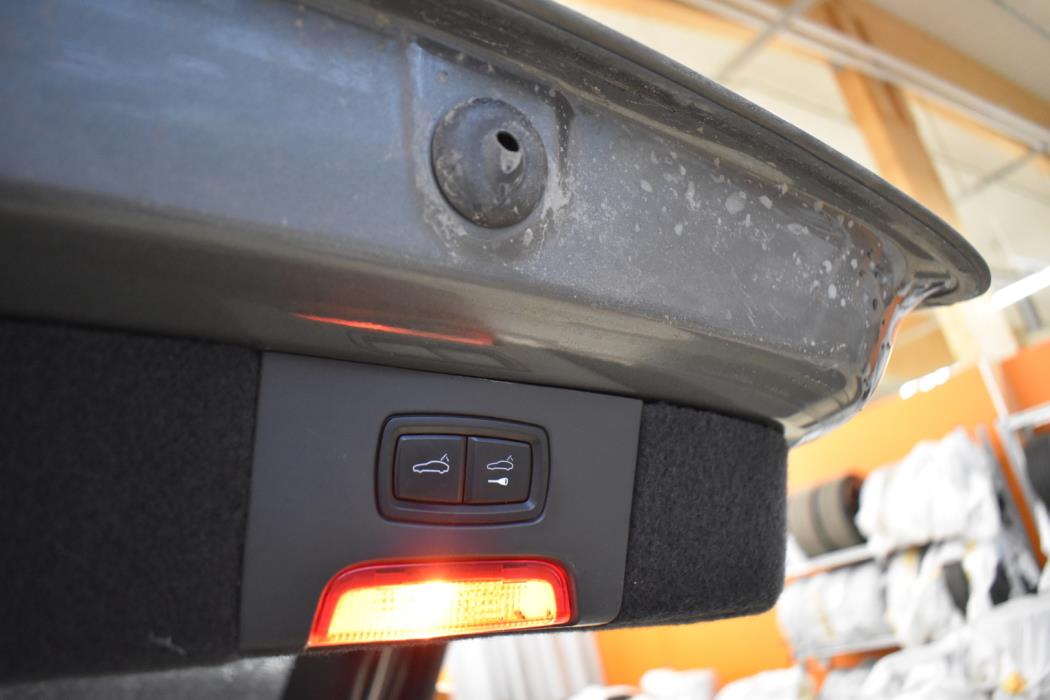 PORSCHE Cayenne 2015