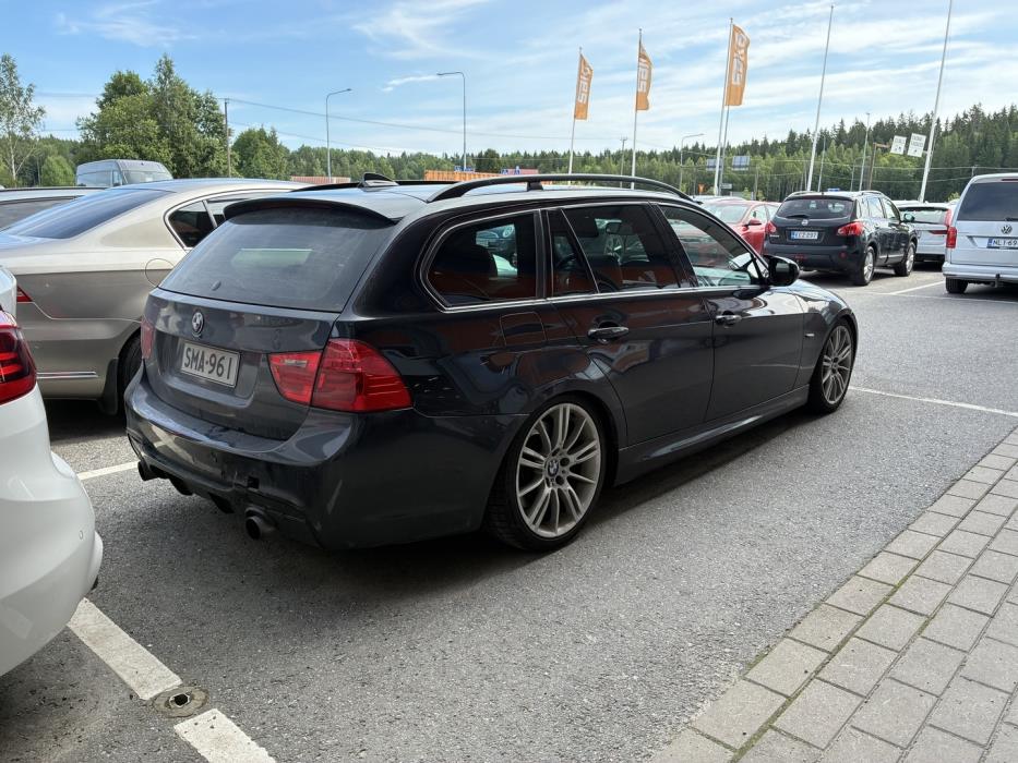 BMW 335 2009
