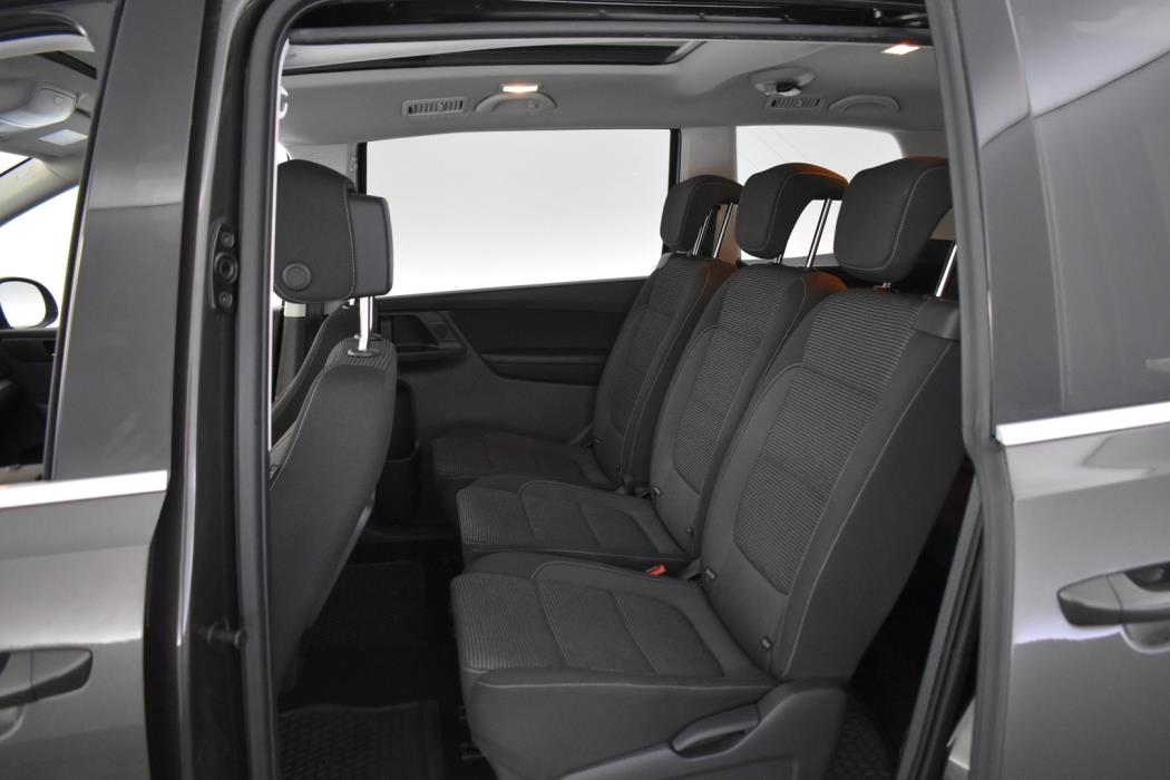 VOLKSWAGEN Sharan 2018