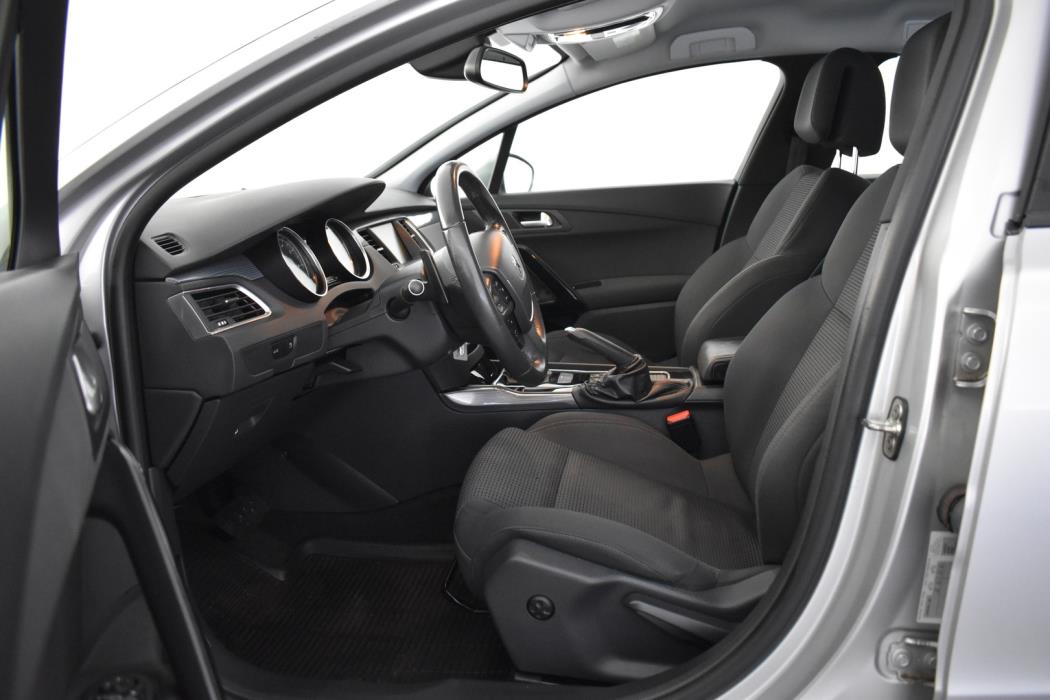 PEUGEOT 508 2016