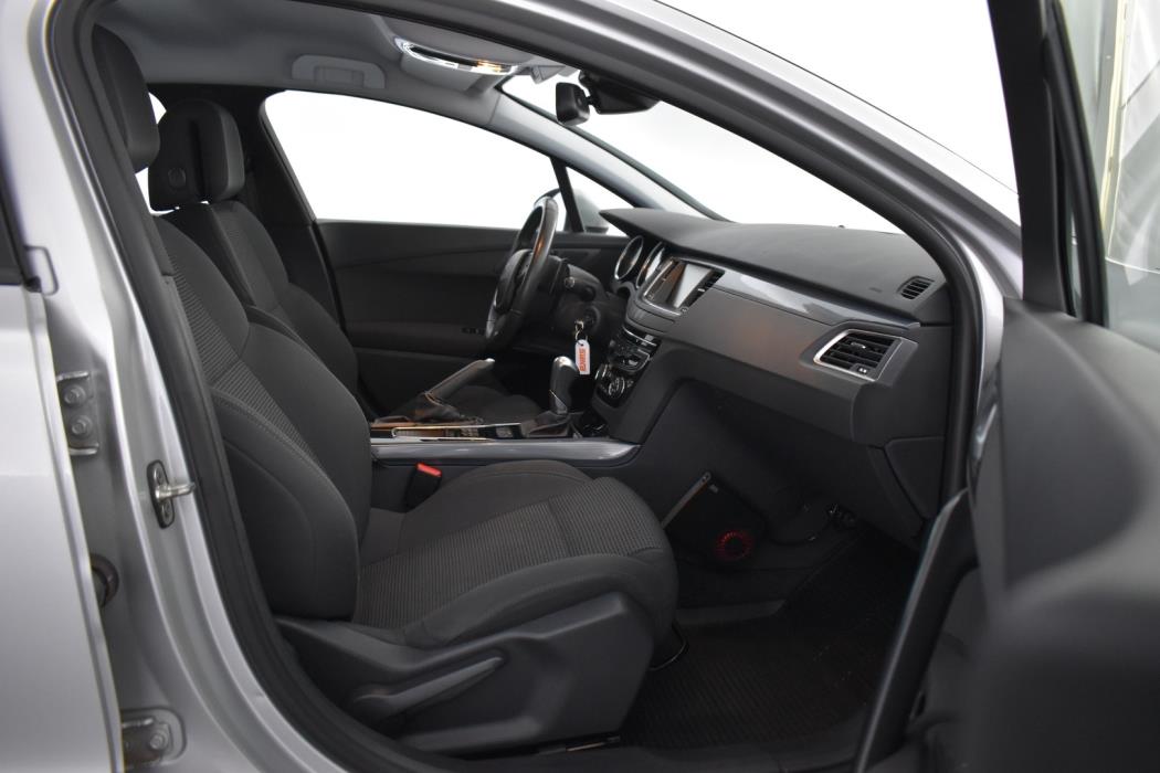 PEUGEOT 508 2016