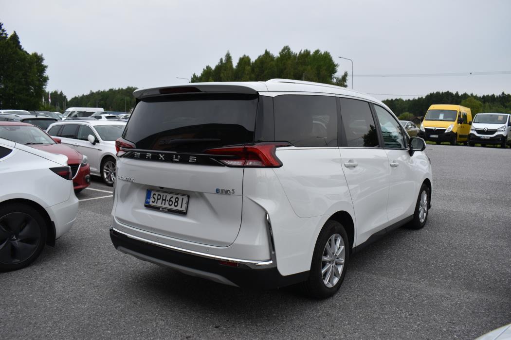 MAXUS Euniq 5 2023