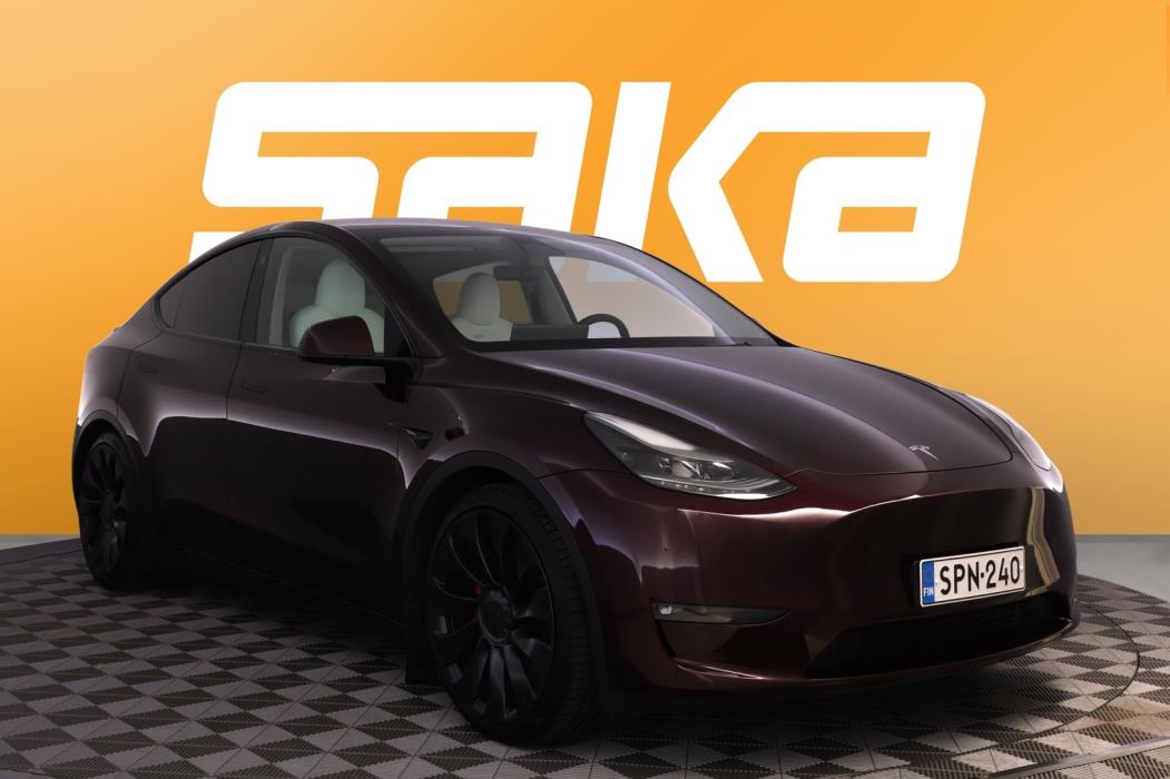 TESLA Model Y 2023