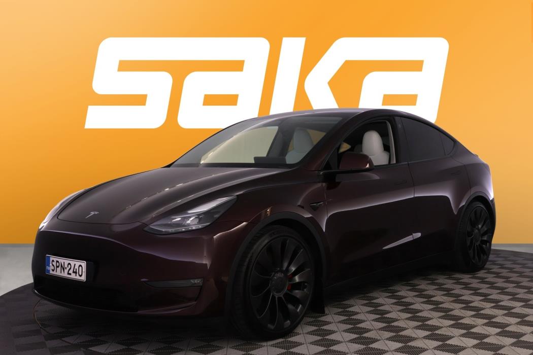 TESLA Model Y 2023