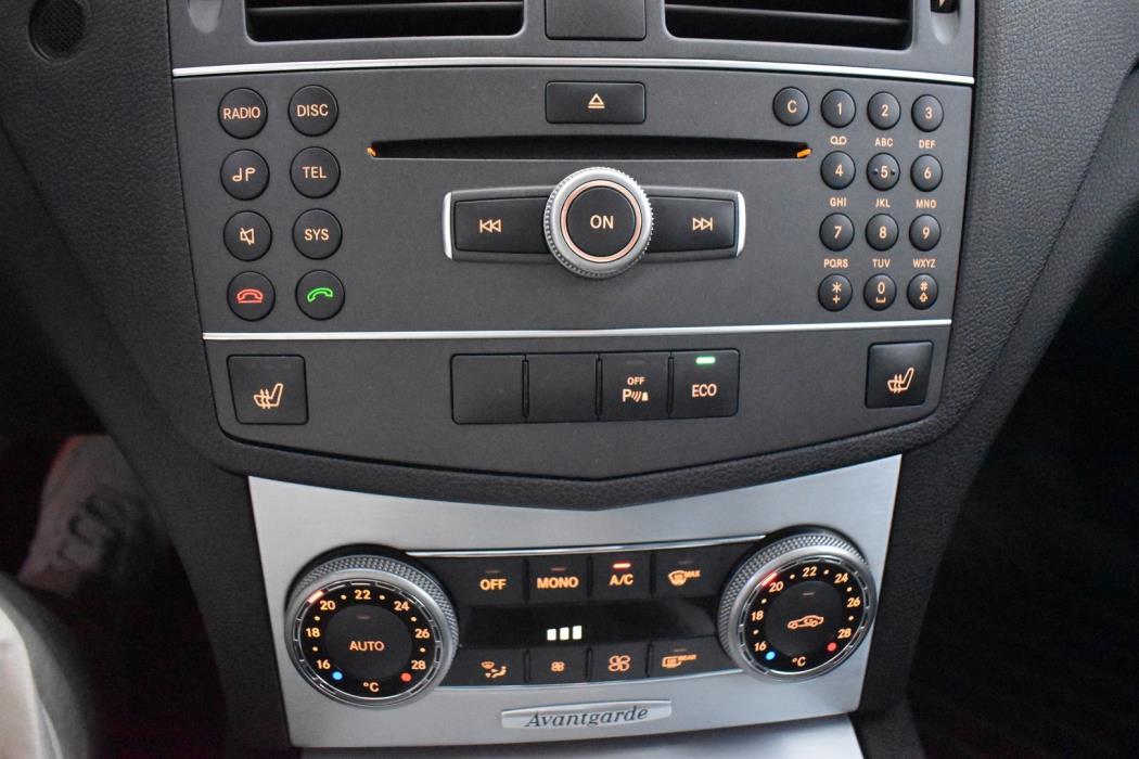 MERCEDES-BENZ C 2011