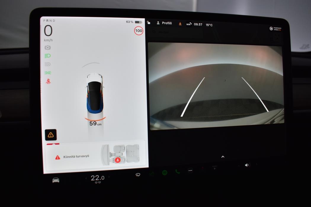 TESLA Model 3 2021