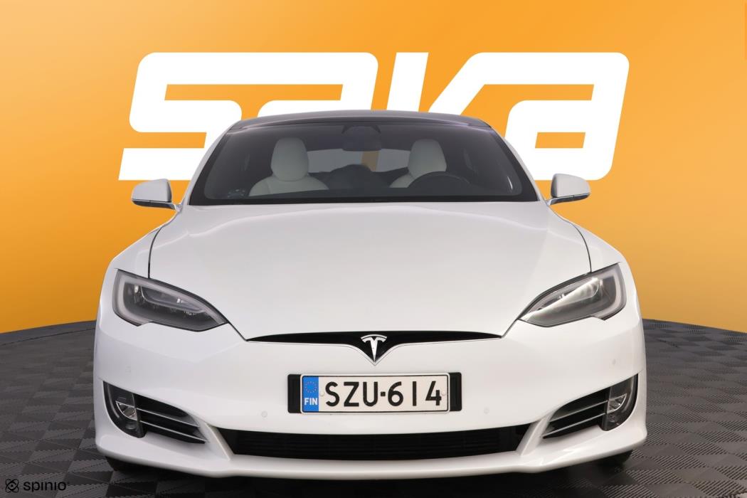 TESLA Model S 2019