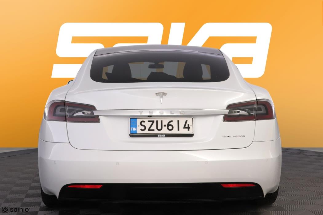TESLA Model S 2019