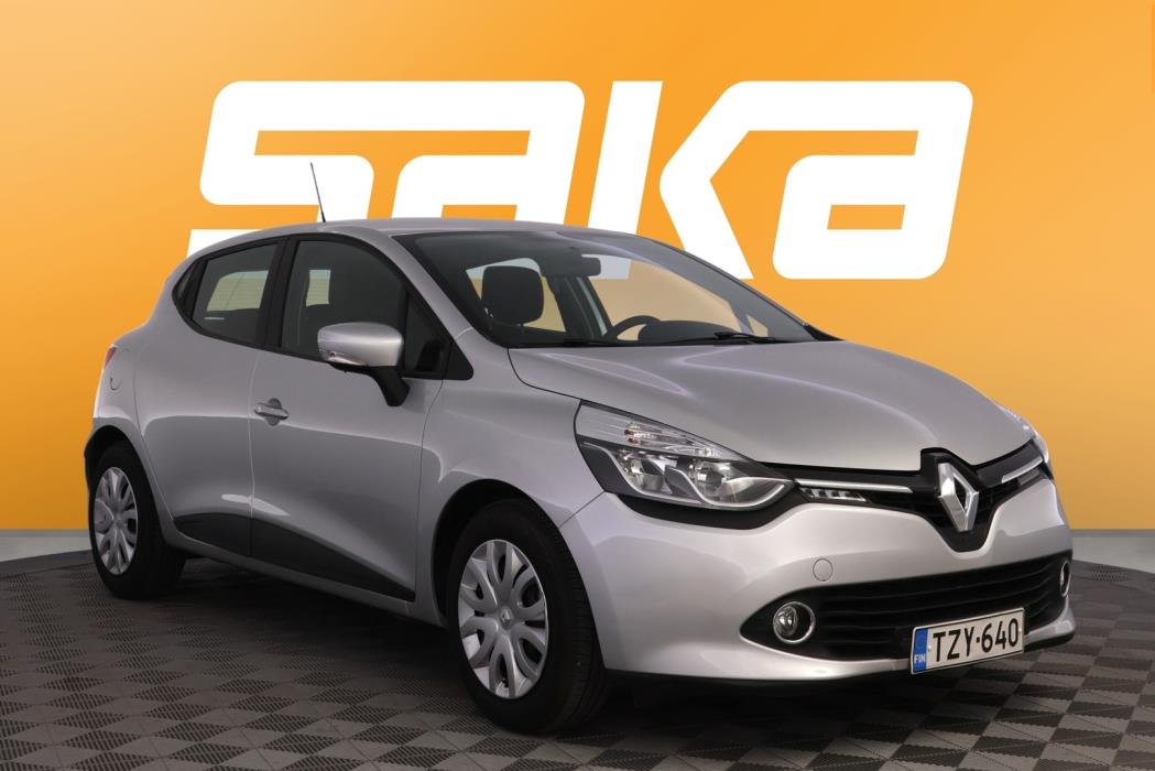 RENAULT Clio 2015