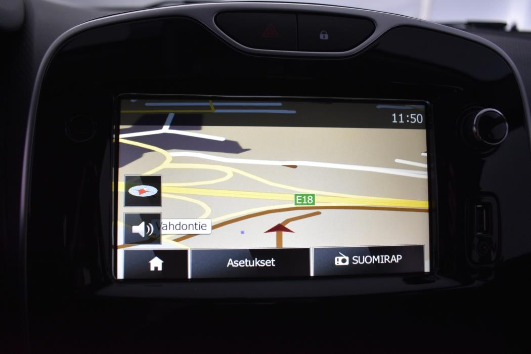 RENAULT Clio 2015