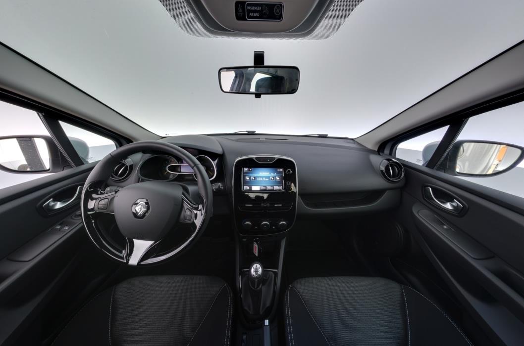 RENAULT Clio 2015
