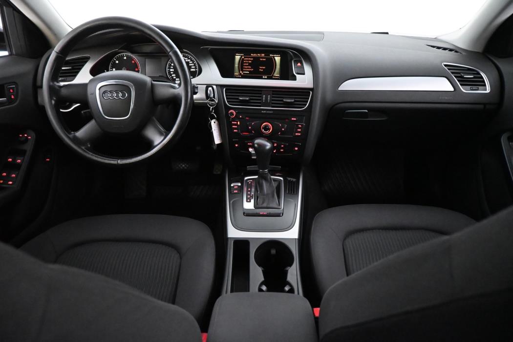 AUDI A4 2009
