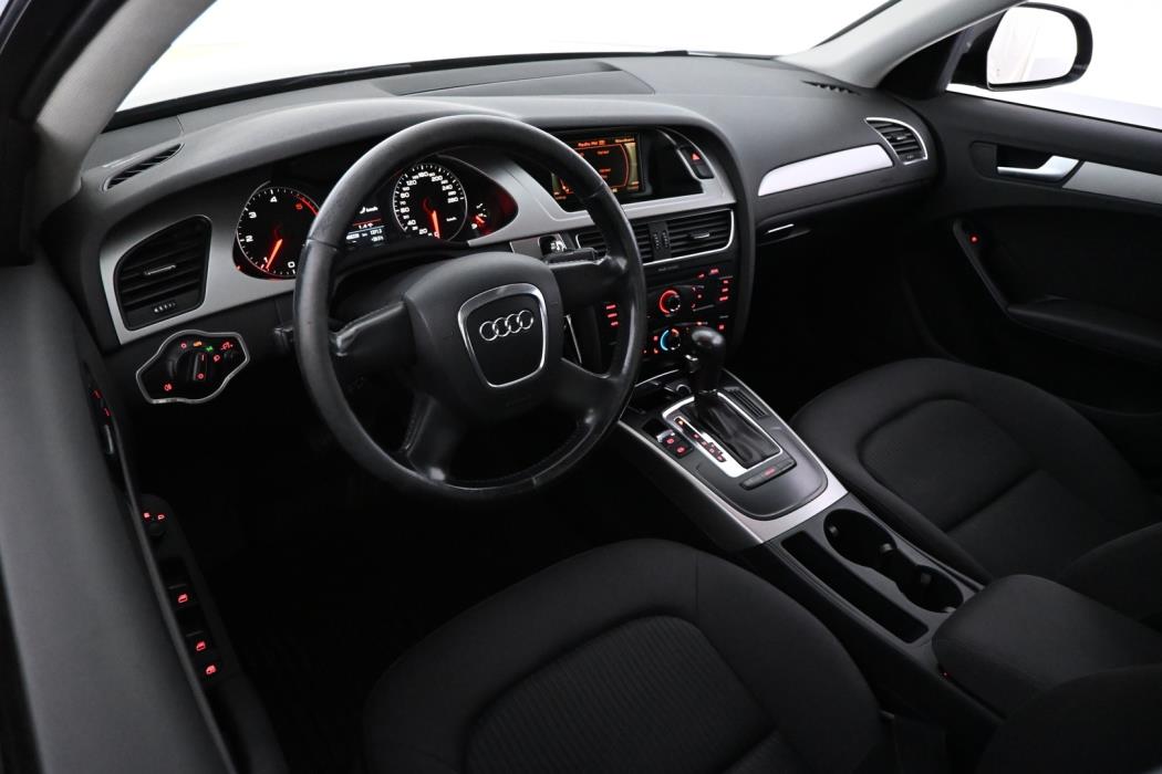 AUDI A4 2009