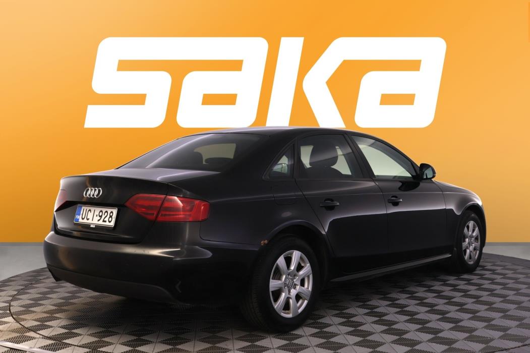 AUDI A4 2009