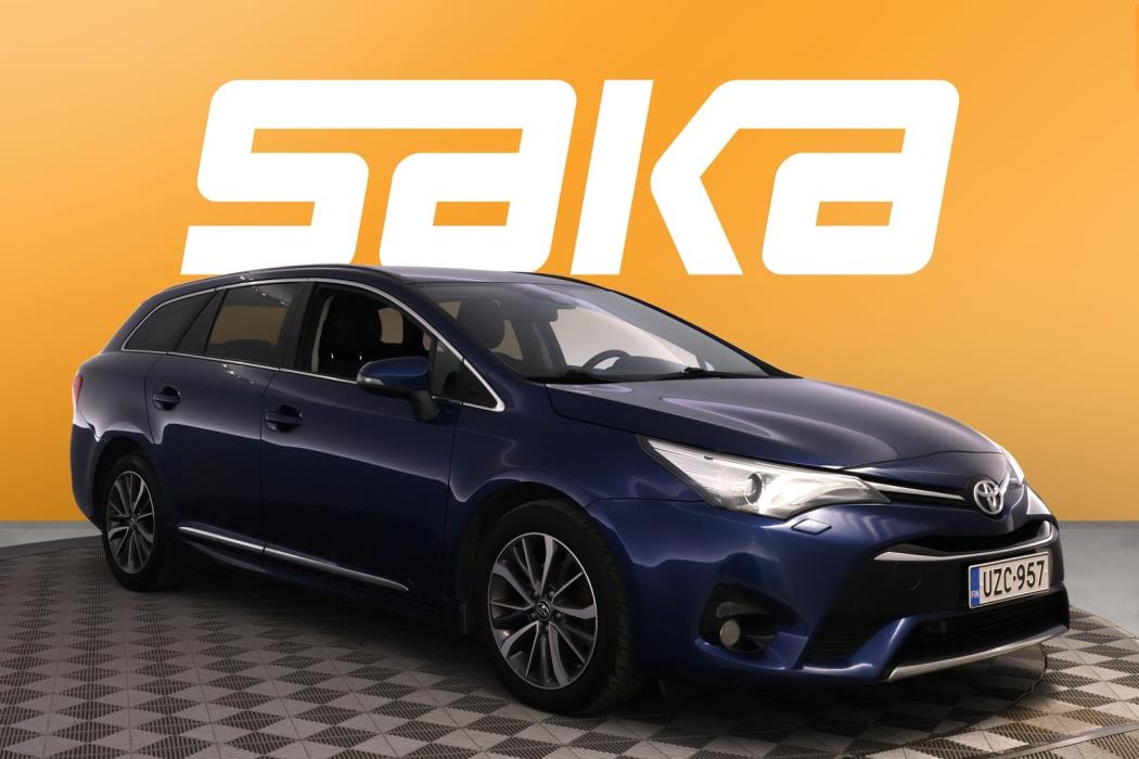 TOYOTA Avensis 2016