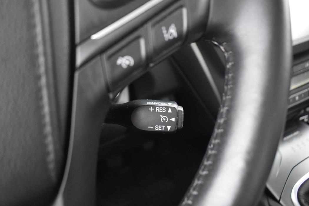 TOYOTA Avensis 2016