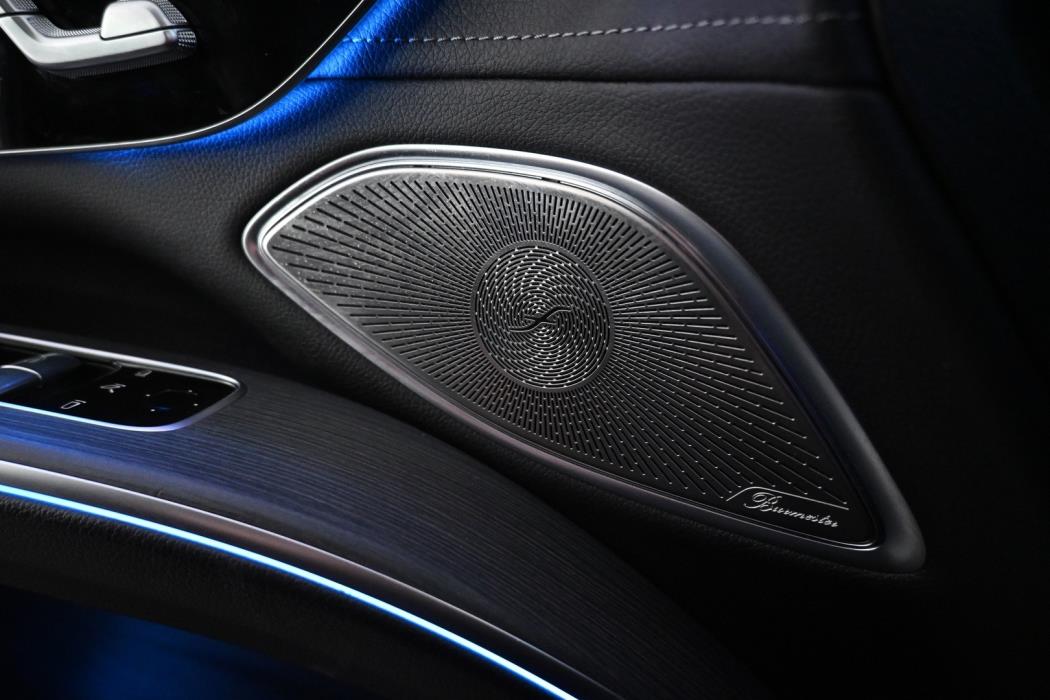MERCEDES-BENZ EQS SUV 2023